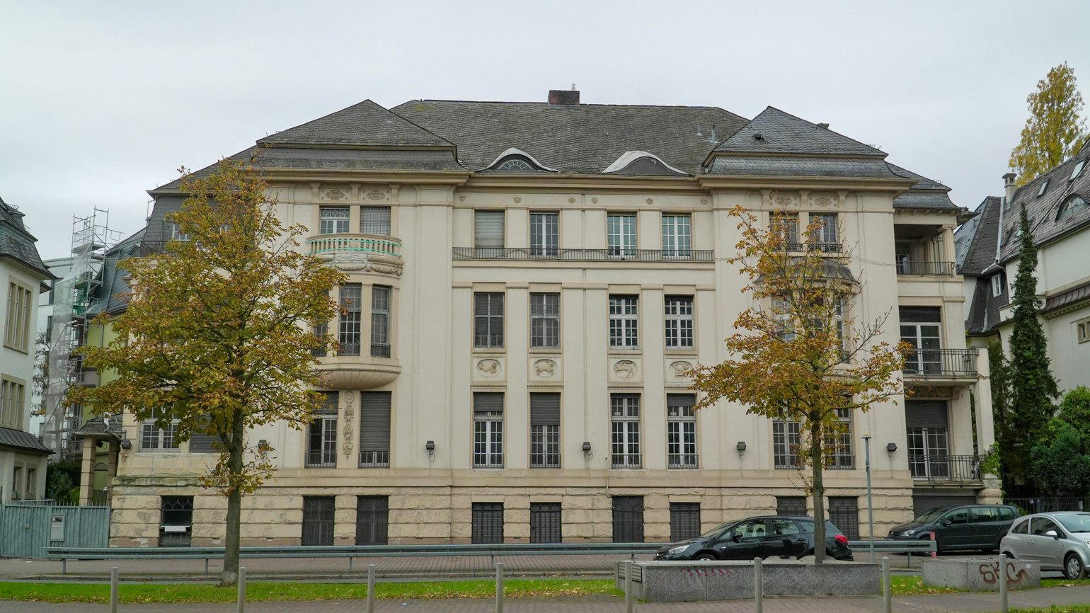 RESTORATION PROJECT FOR THE YUNUS EMRE INSTITUTE BUILDING IN FRANKFURT, GERMANY