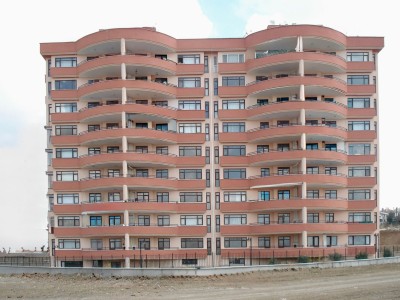 Oraybir İnşaat ve Restorasyon San. Tic. Ltd. Şti. tarafından 2005-2006 yıllarında yapılan 36 daireli site